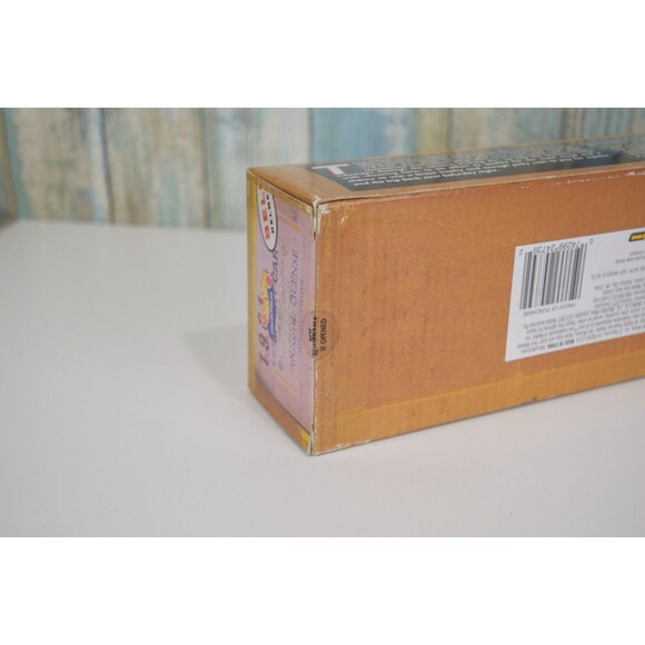 1999 Hot Wheels A NIGHT AT THE RACES 48' Ford Woodie Trailer & Sprint Car NEW - Picture 7 of 7